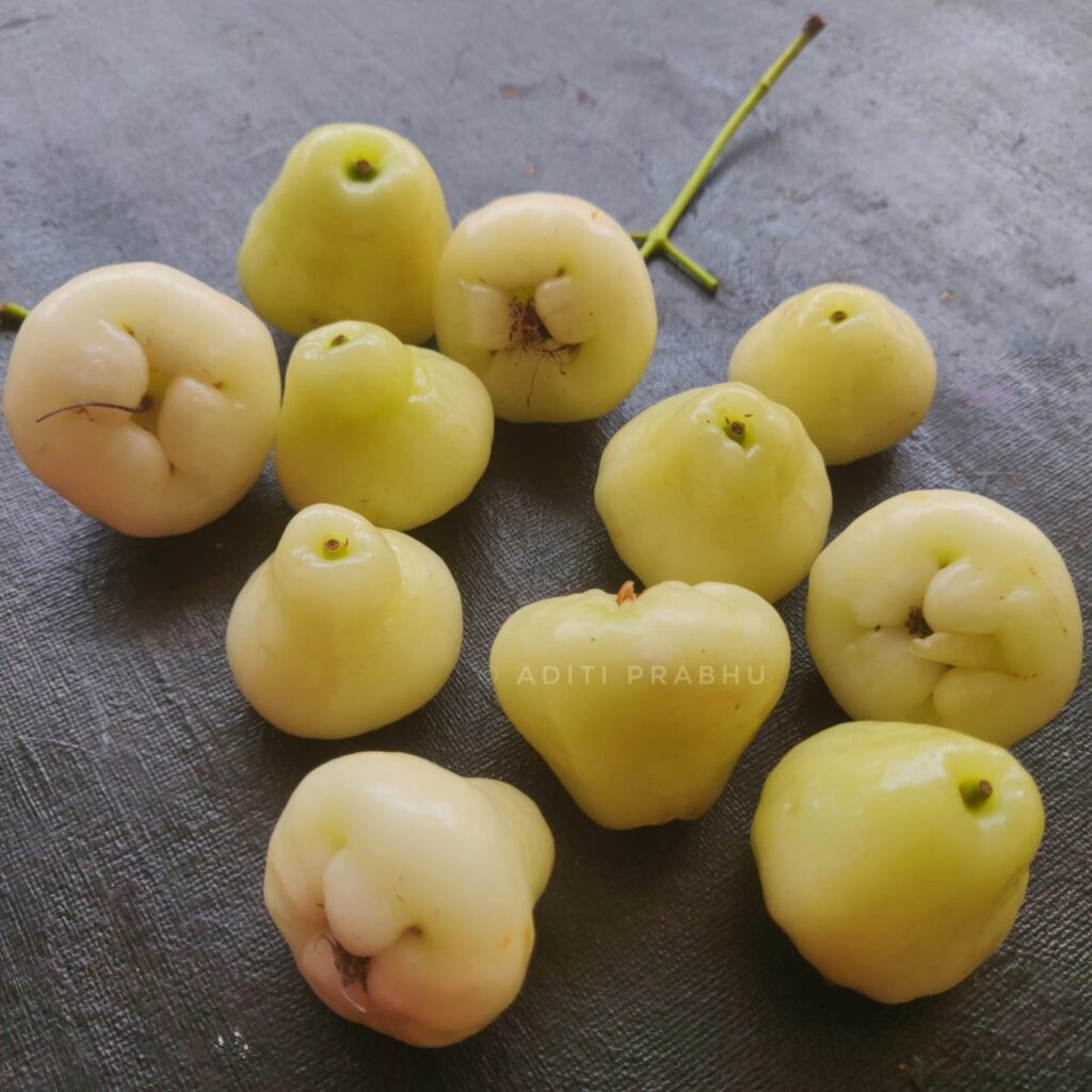 green love apples