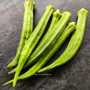 Read more about the article Healthy Navdhari Bhindi (Shravani Bhendi)